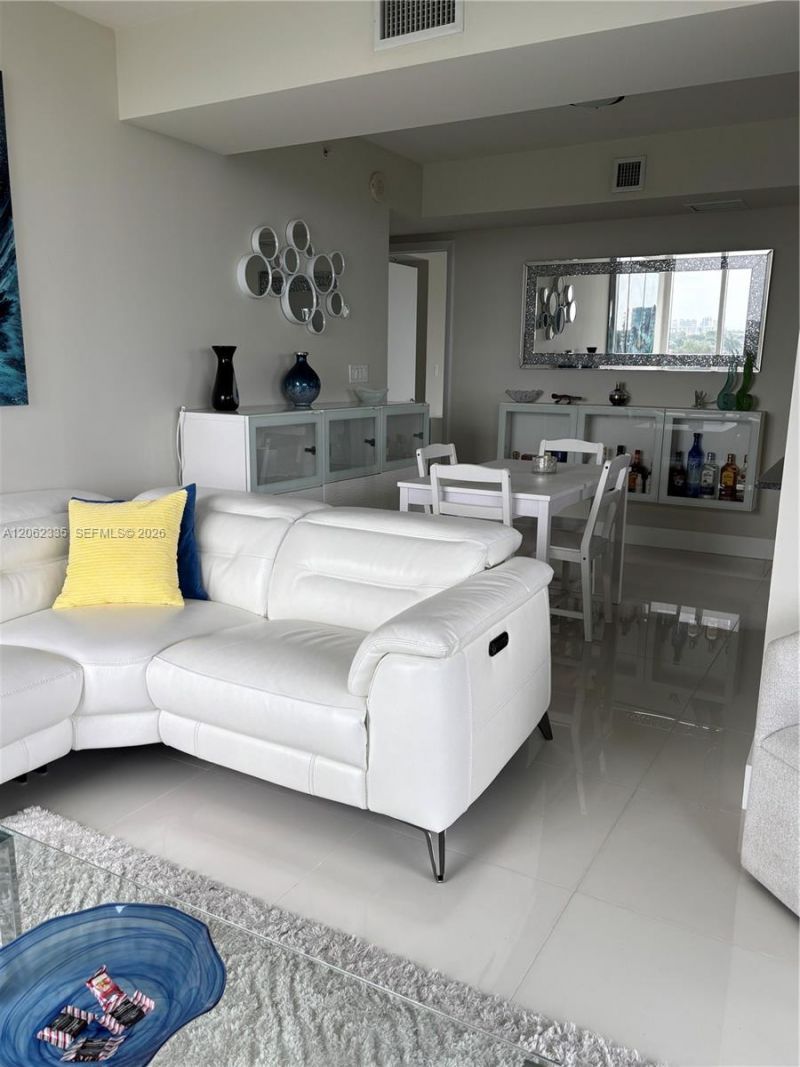 1871 NW S River Dr, Unit 801, Miami, FL 33125 Photo