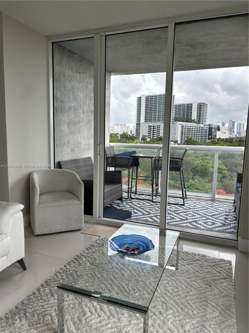 1871 NW S River Dr, Unit 801, Miami, FL 33125 Photo
