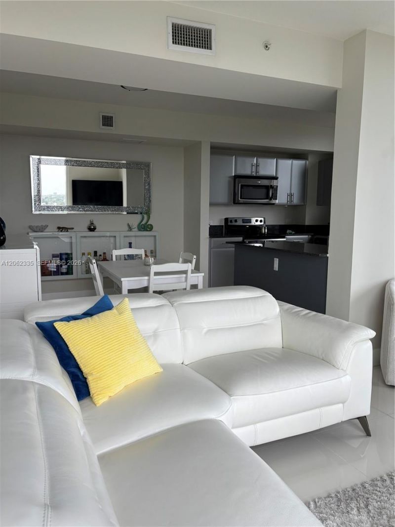 1871 NW S River Dr, Unit 801, Miami, FL 33125 Photo