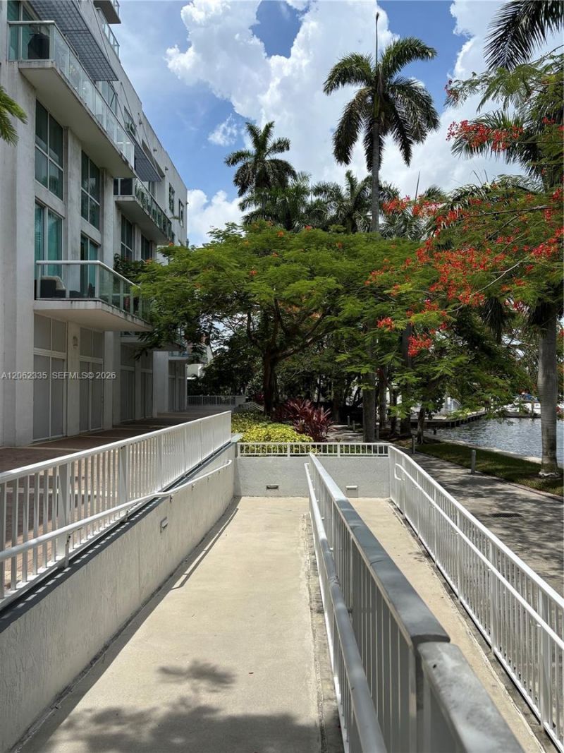 1871 NW S River Dr, Unit 801, Miami, FL 33125 Photo