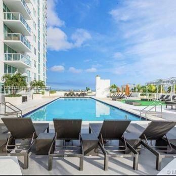 1871 NW S River Dr, Unit 801, Miami, FL 33125 Photo
