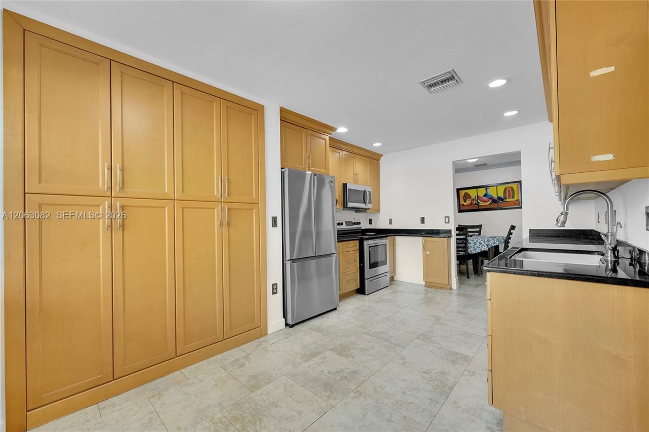 5520 NW 49th Ave, Unit 5520, Coconut Creek, FL 33073 Photo