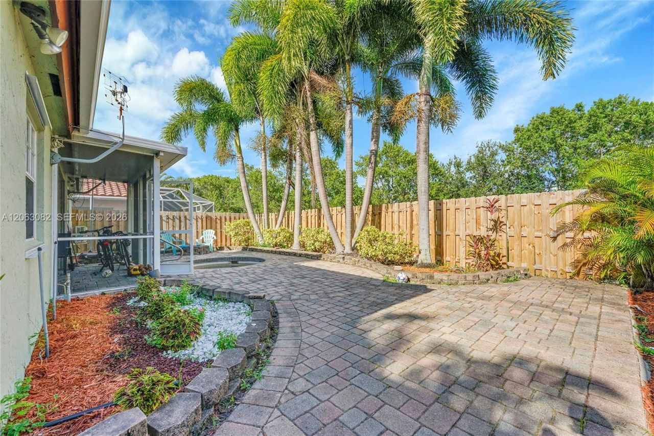 5520 NW 49th Ave, Unit 5520, Coconut Creek, FL 33073 Photo