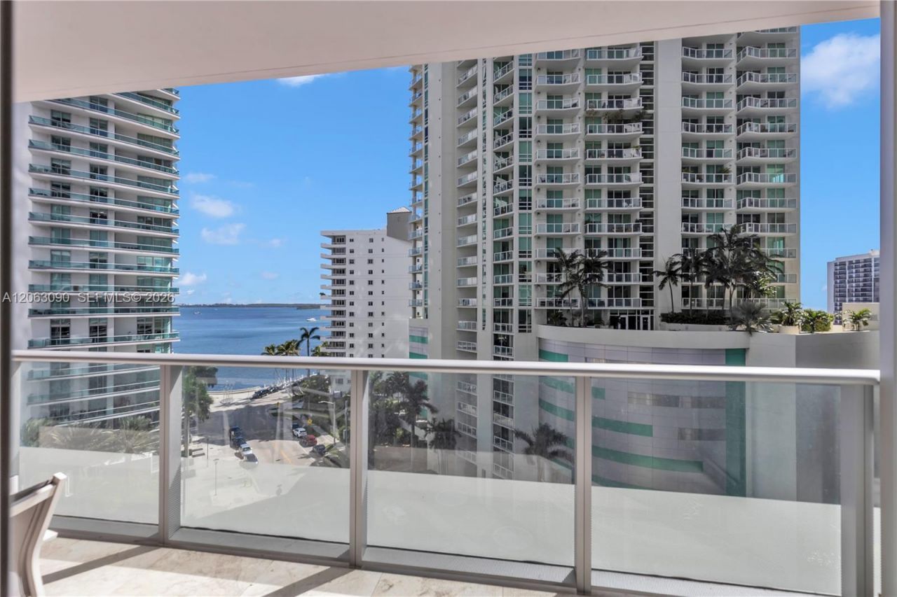 1300 Brickell Bay Dr , Unit 903, Miami, FL 33131 Photo