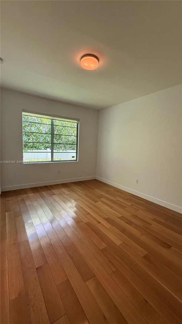 2031 Meridian Ave, Unit 4, Miami Beach, FL 33139 Photo