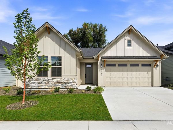 1750 N Green Pine Ln, Star, ID 83669
