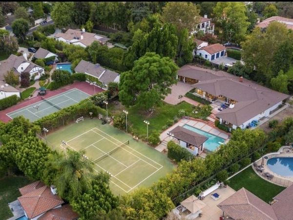 4678 White Oak Avenue, Los Angeles, CA 91316