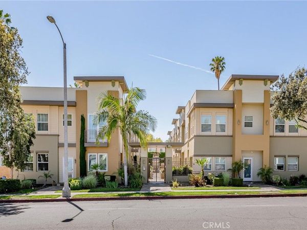 441 N Los Robles, Unit 16, Pasadena, CA 91101