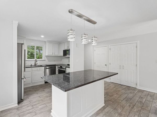 522 Hollis St, Unit 522, Framingham, MA 01702