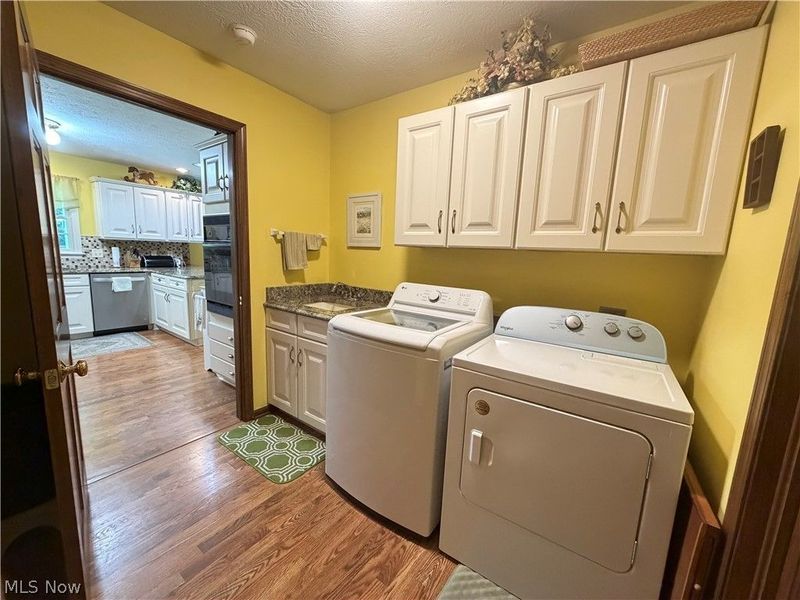 435 Thomas Alva Drive , Vermilion, OH 44089 Photo 11