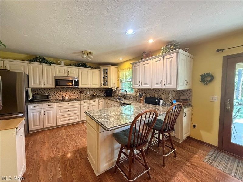 435 Thomas Alva Drive , Vermilion, OH 44089 Photo 8