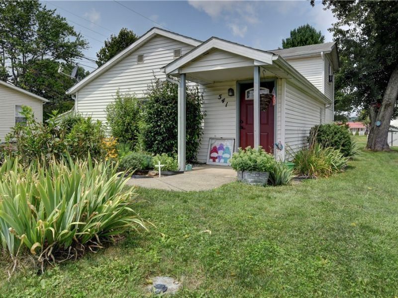 541 Grand Street NW, Bolivar, OH 44612 Photo 1