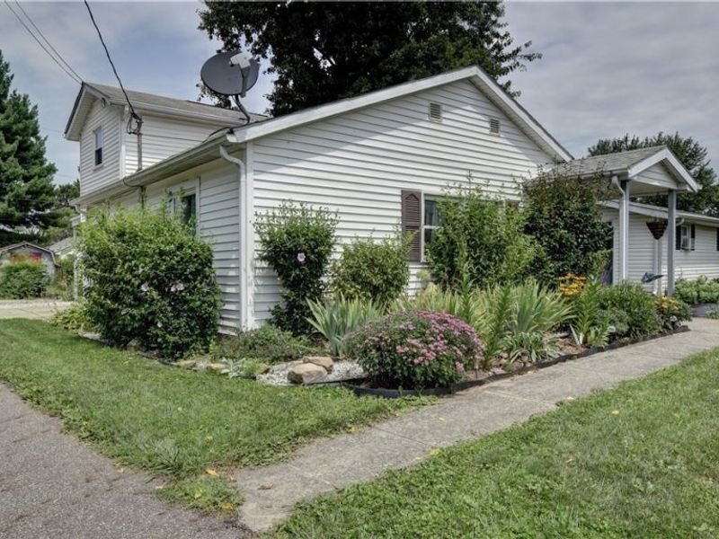 541 Grand Street NW, Bolivar, OH 44612 Photo 14