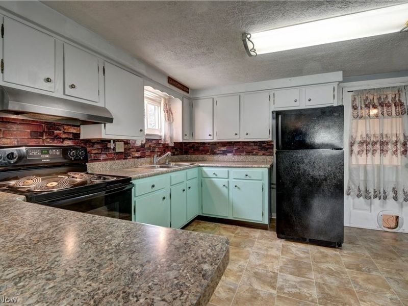 541 Grand Street NW, Bolivar, OH 44612 Photo 5
