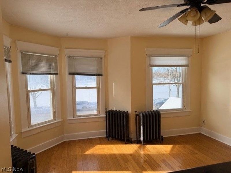 153 NW 3rd Street, Unit 3, Barberton, OH 44203 Photo 2