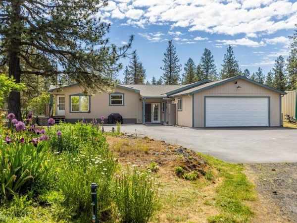 21517 W Cameron Rd, Cheney, WA 99004