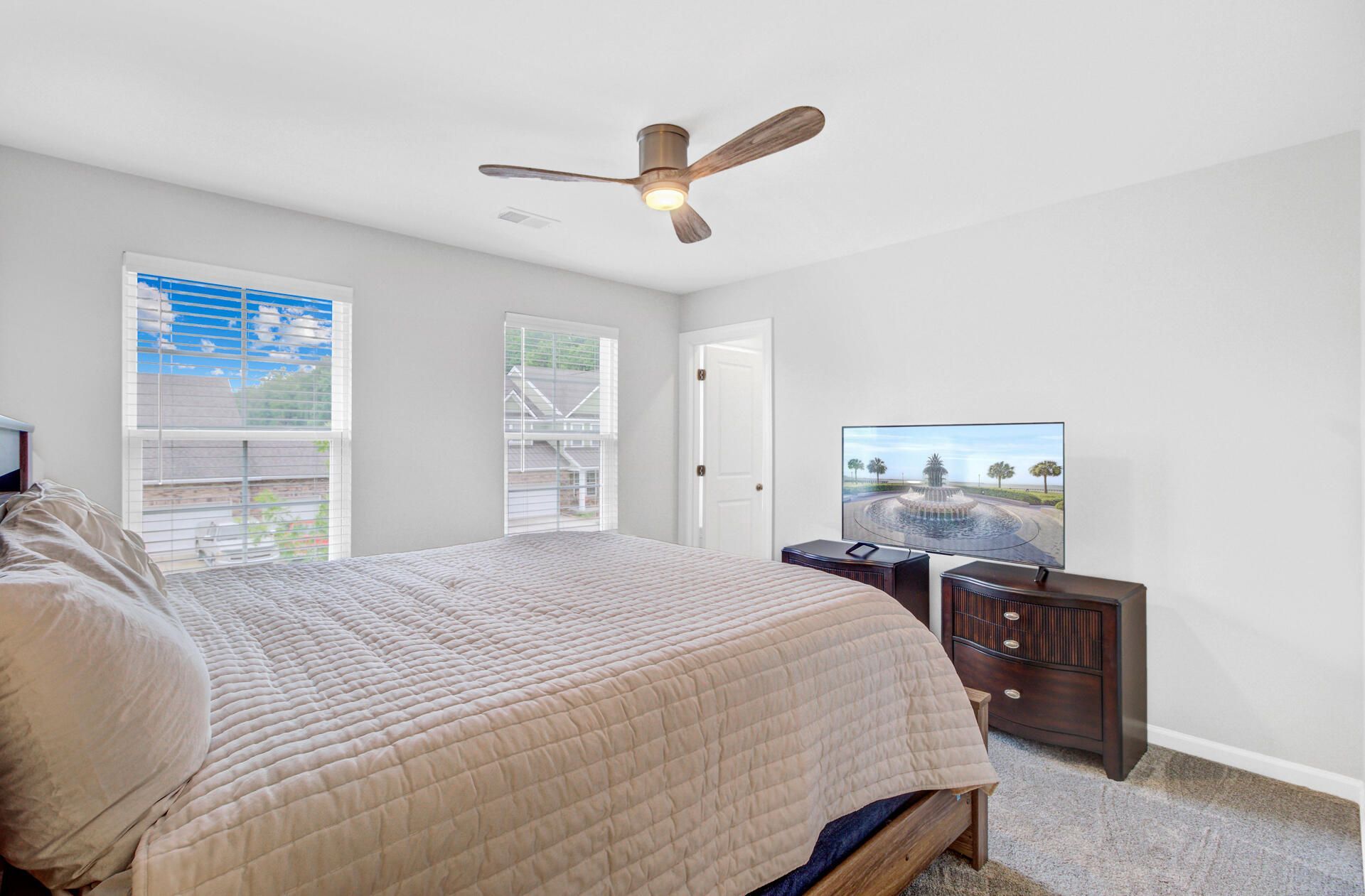 608 S Pointe Boulevard Photo 23