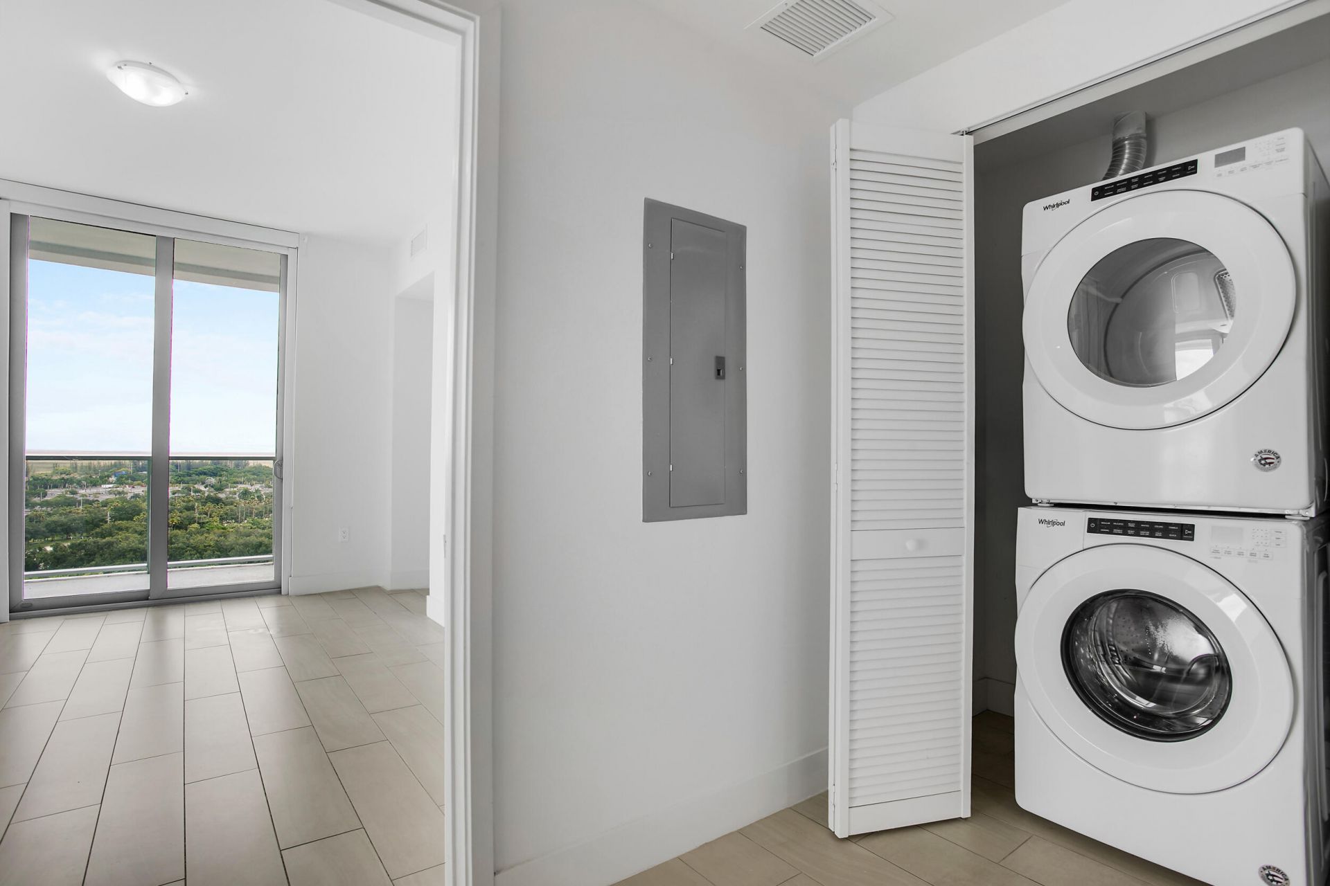 2000 Metropica Way, Unit 1503, Sunrise, FL 33323 Photo