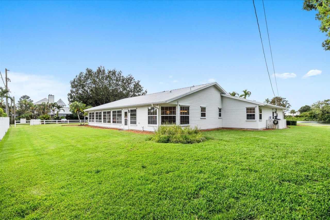 2375 NW Cove View, Stuart, FL 34994 Photo