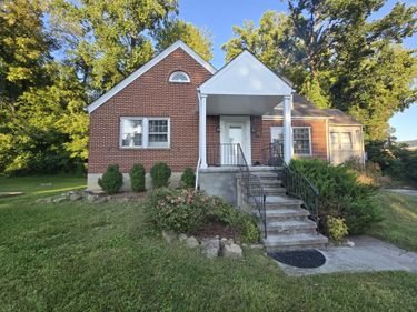 400 Gloucester Avenue, Middlesboro, KY 40965