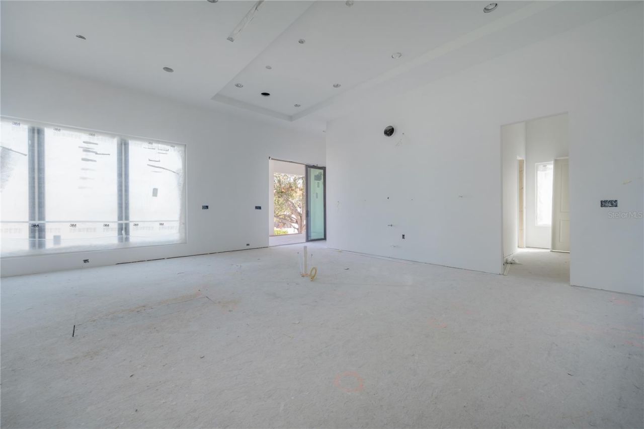 654 Geneva Place, Tampa, FL 33606 Photo