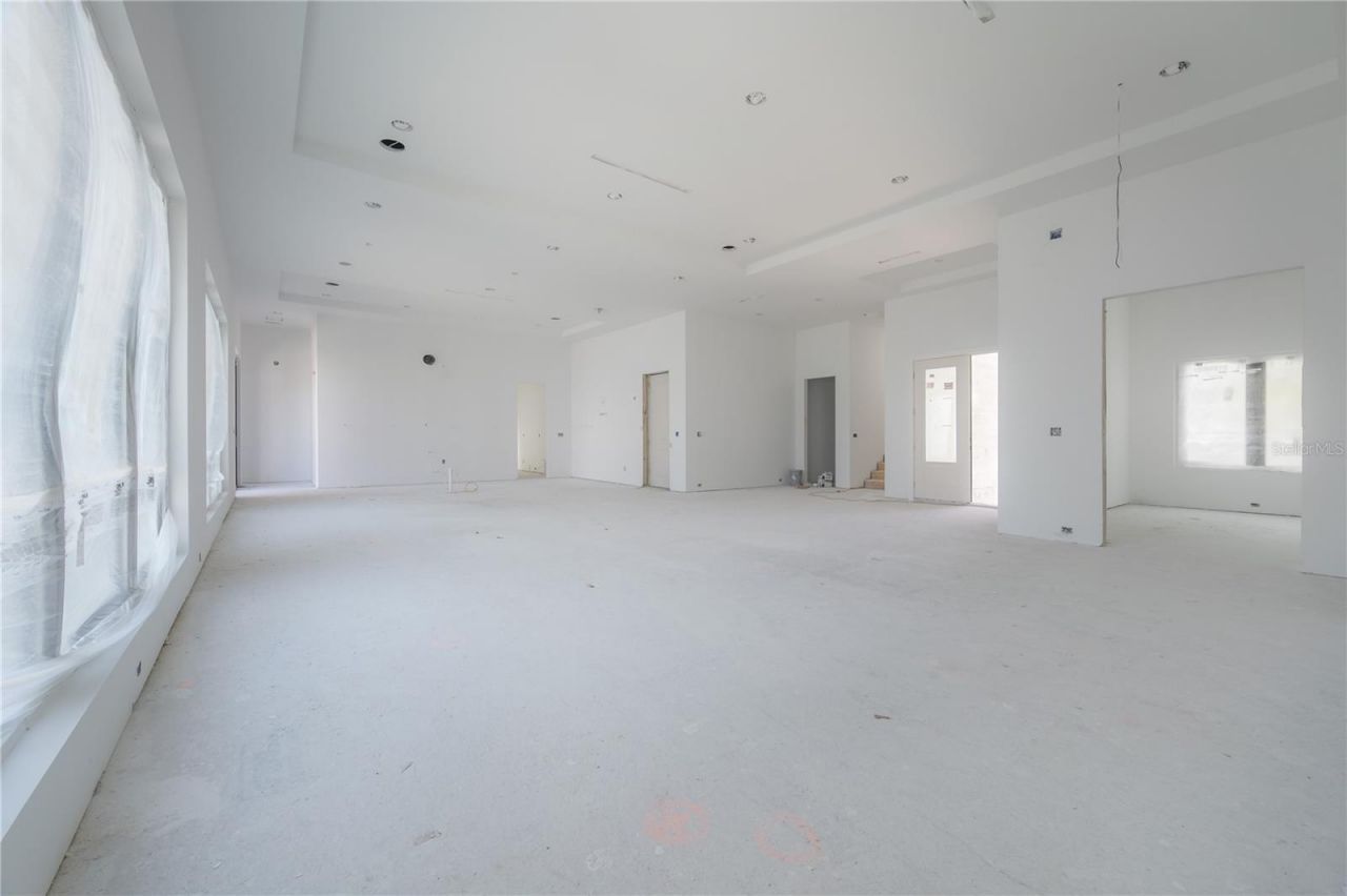 654 Geneva Place, Tampa, FL 33606 Photo