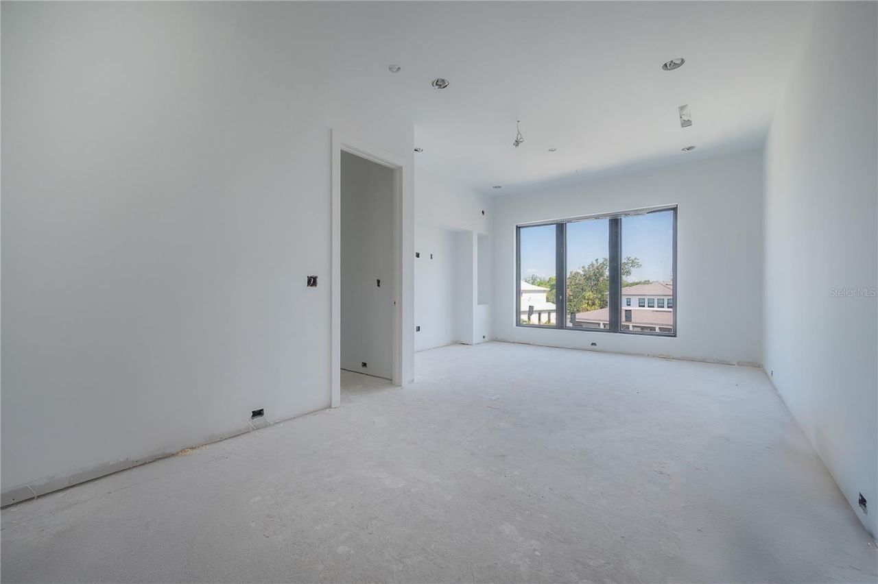 654 Geneva Place, Tampa, FL 33606 Photo