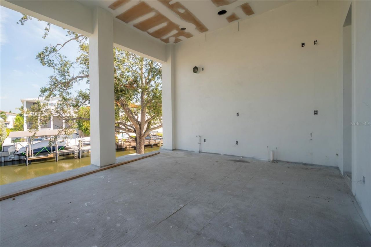 654 Geneva Place, Tampa, FL 33606 Photo