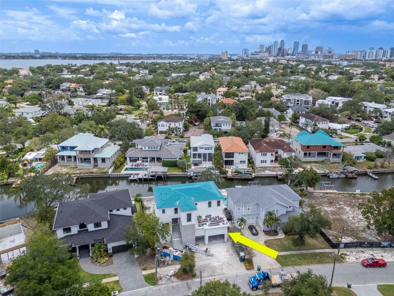 654 Geneva Place, Tampa, FL 33606 Photo