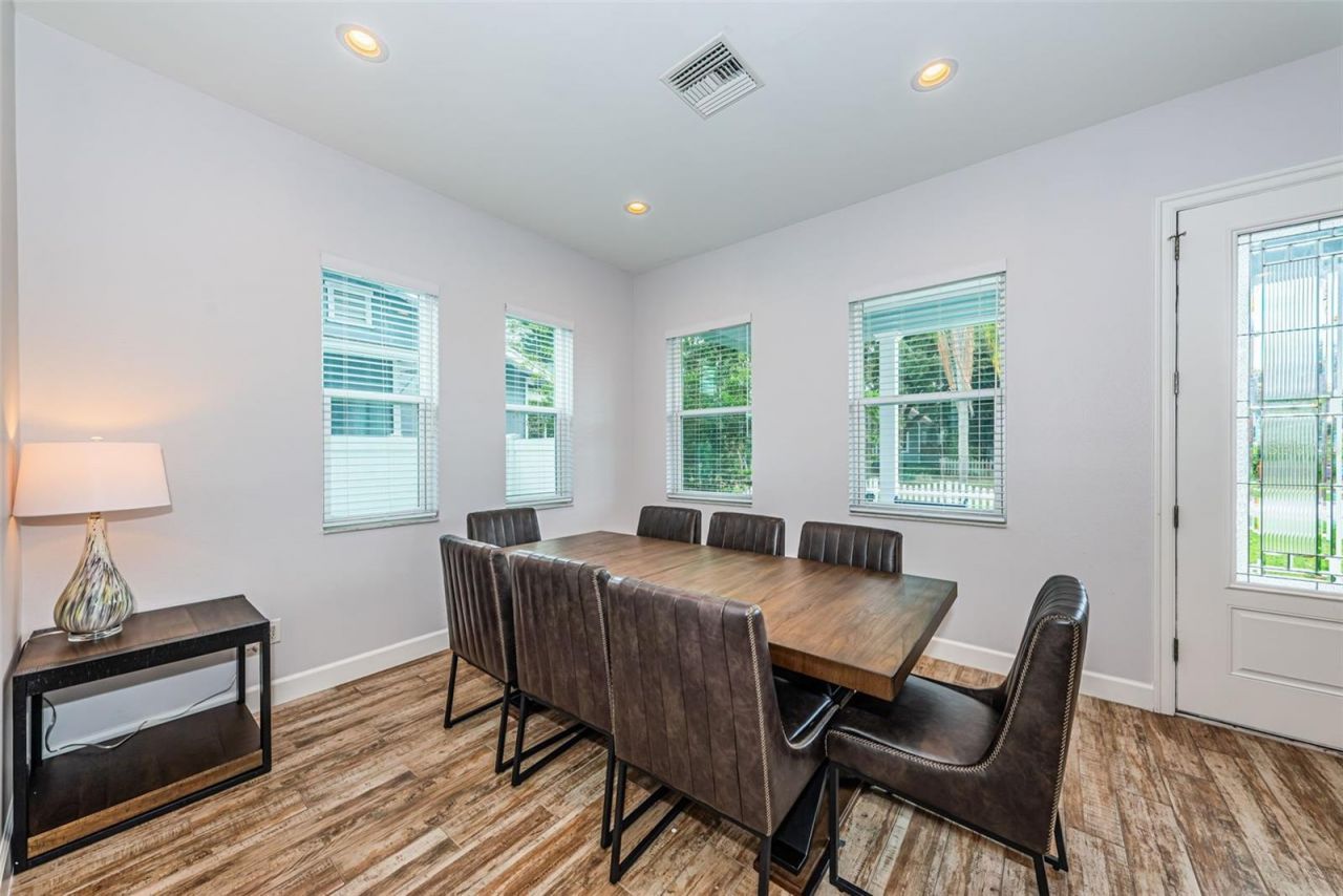 2430 6th Avenue N, Saint Petersburg, FL 33713 Photo