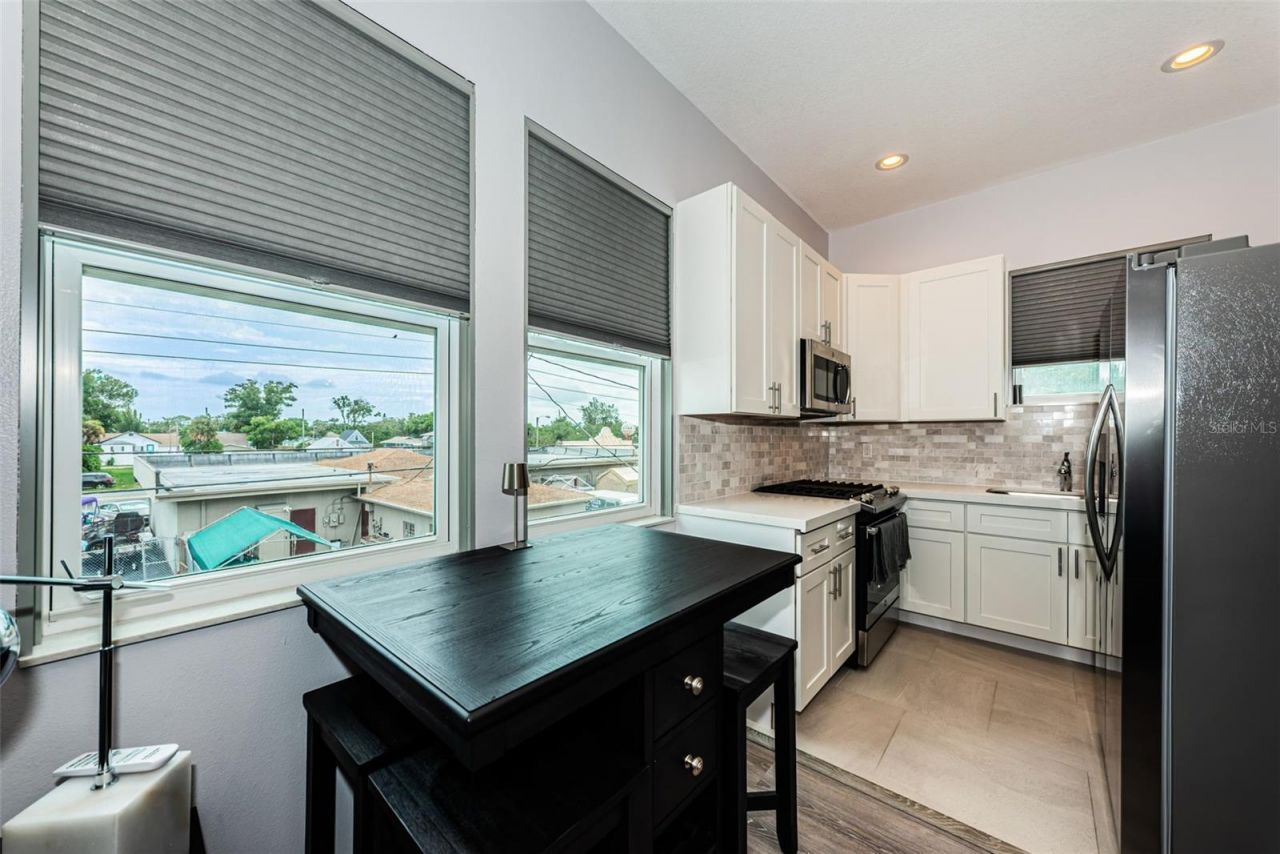 2430 6th Avenue N, Saint Petersburg, FL 33713 Photo