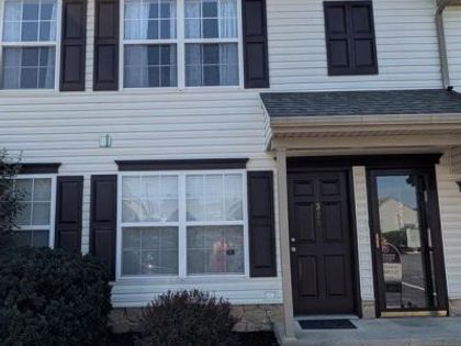 432 B BUTTONWOOD LANE  York, PA 17406