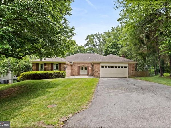 712 RIDGE DRIVE , MCLEAN, VA 22101