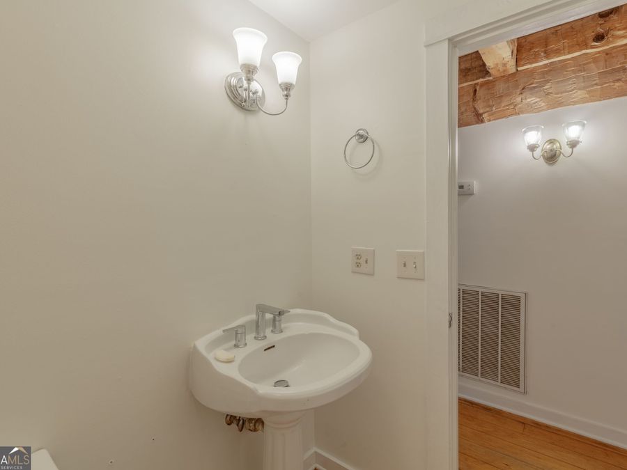 Property Image 64