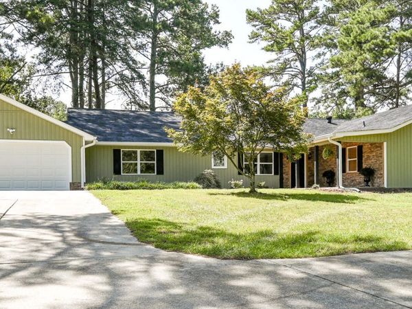 348 Marina Drive NW, Charleston, TN 37310