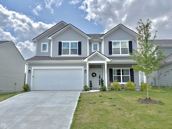 7786 Garnet Avenue, Indianapolis, IN 46268