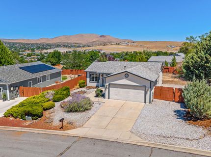 5743 Cinnamon Court, Sun Valley, NV 89433 Photo