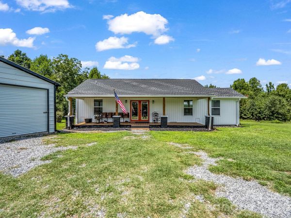 605 Hollis Road , Ellenboro, NC 28040