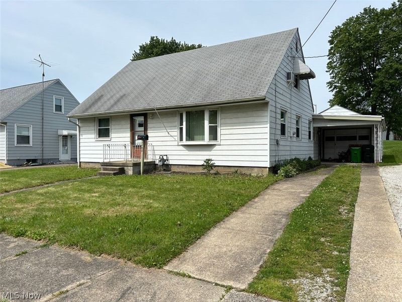 2043 S Freedom Avenue, Alliance, OH 44601 Photo 1