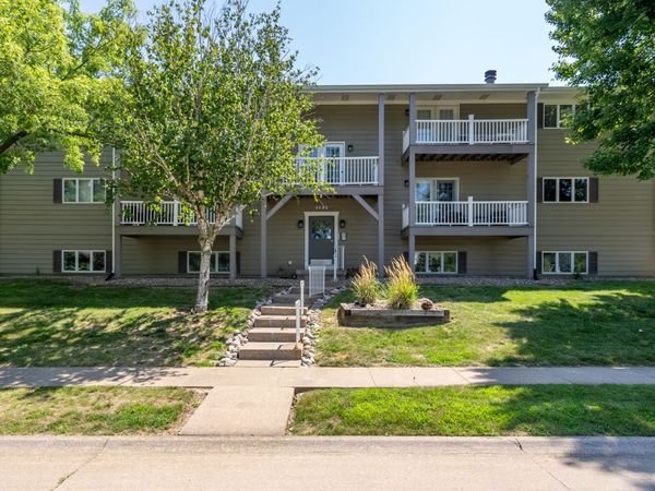 4125 31st Street , Unit 3-C, Bettendorf, IA 52722