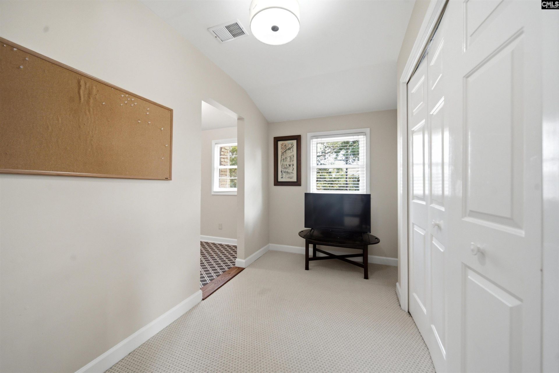 66 Mallet Hill Court  Photo 27