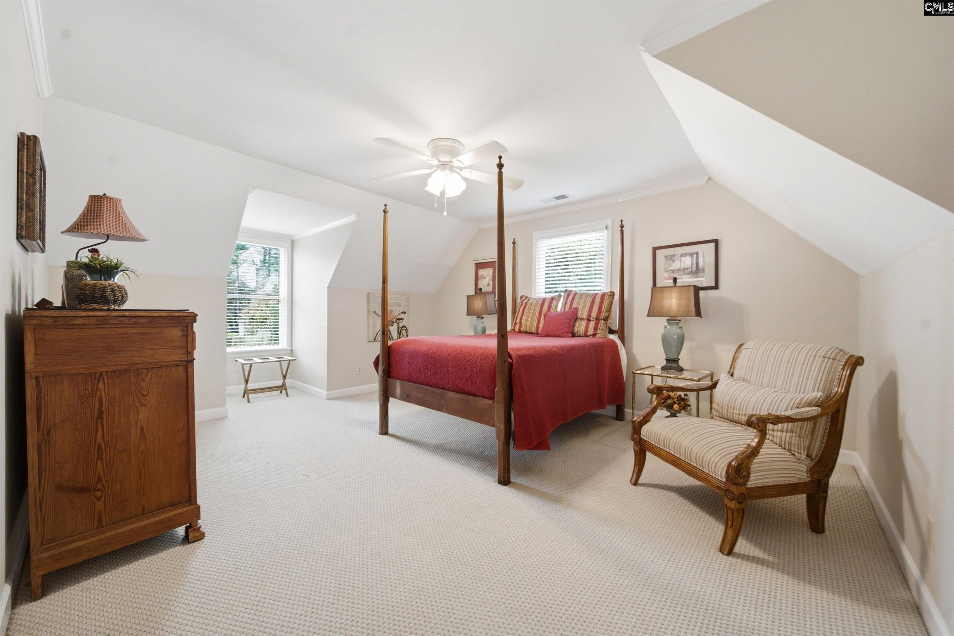 66 Mallet Hill Court  Photo 31