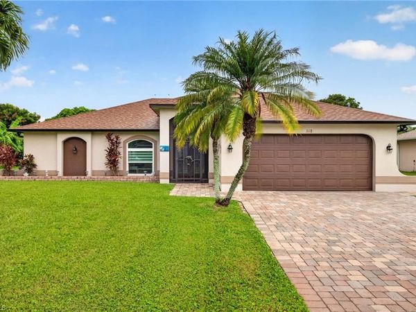 3118 SE 8th PL, CAPE CORAL, FL 33904