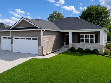 6215 S 97th Circle, Lincoln, NE 68526