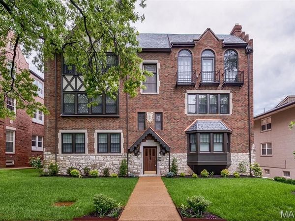 7552 Wydown Boulevard , Clayton, MO 63105