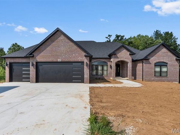 139 Kingfisher Court , Cape Girardeau, MO 63701