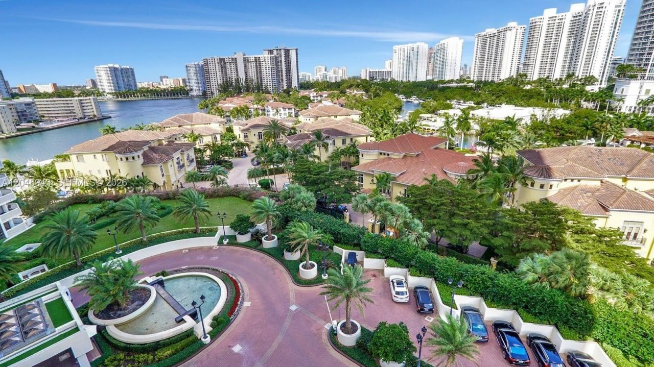 1000 W Island Blvd, Unit 1206, Aventura, FL 33160 Photo