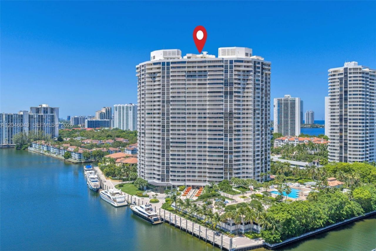1000 W Island Blvd, Unit 1206, Aventura, FL 33160 Photo