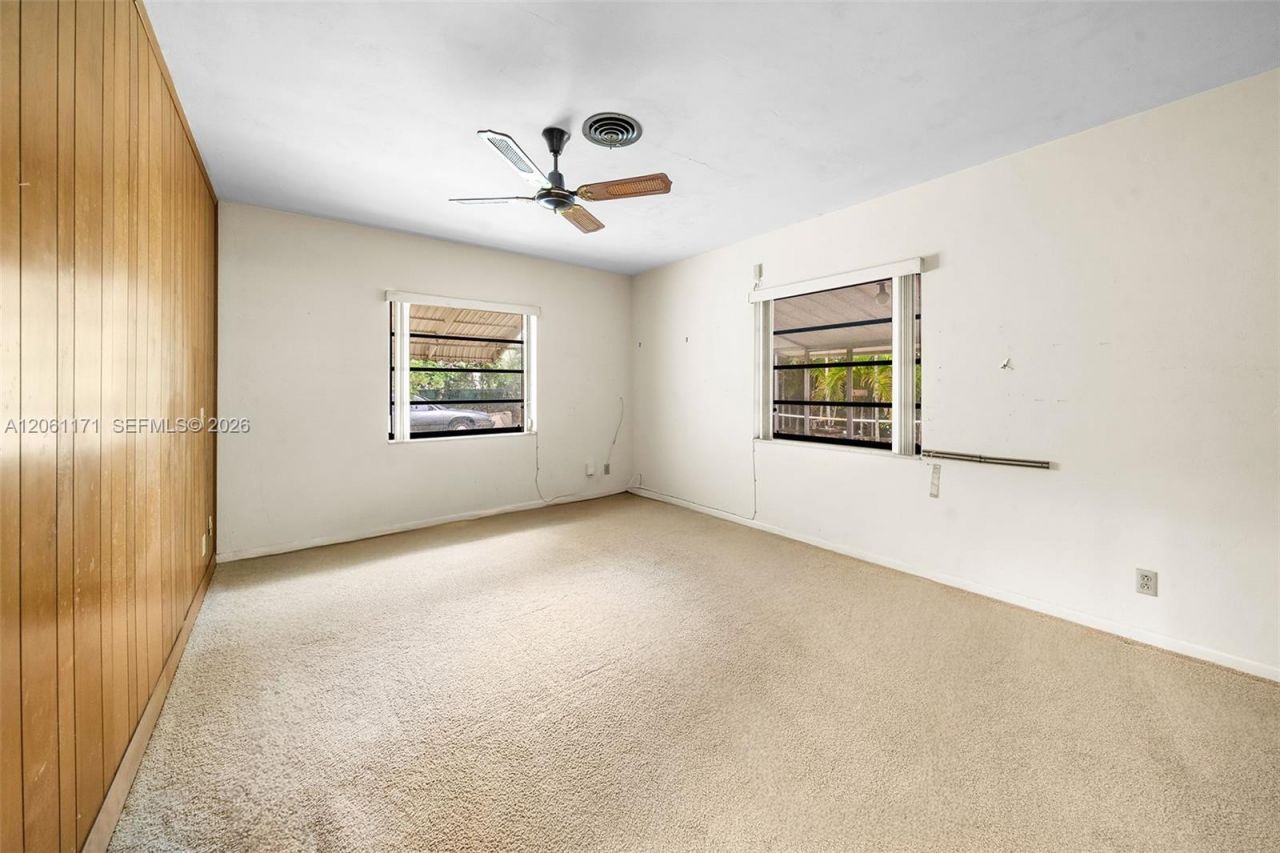 6801 SW 82nd Ave , Miami, FL 33143 Photo