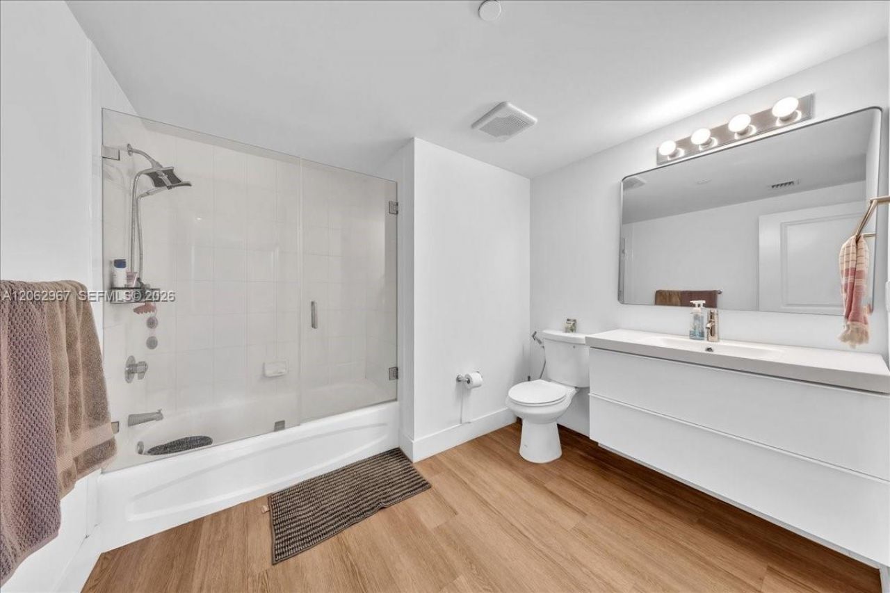 1250 S Miami Ave, Unit 2106, Miami, FL 33130 Photo